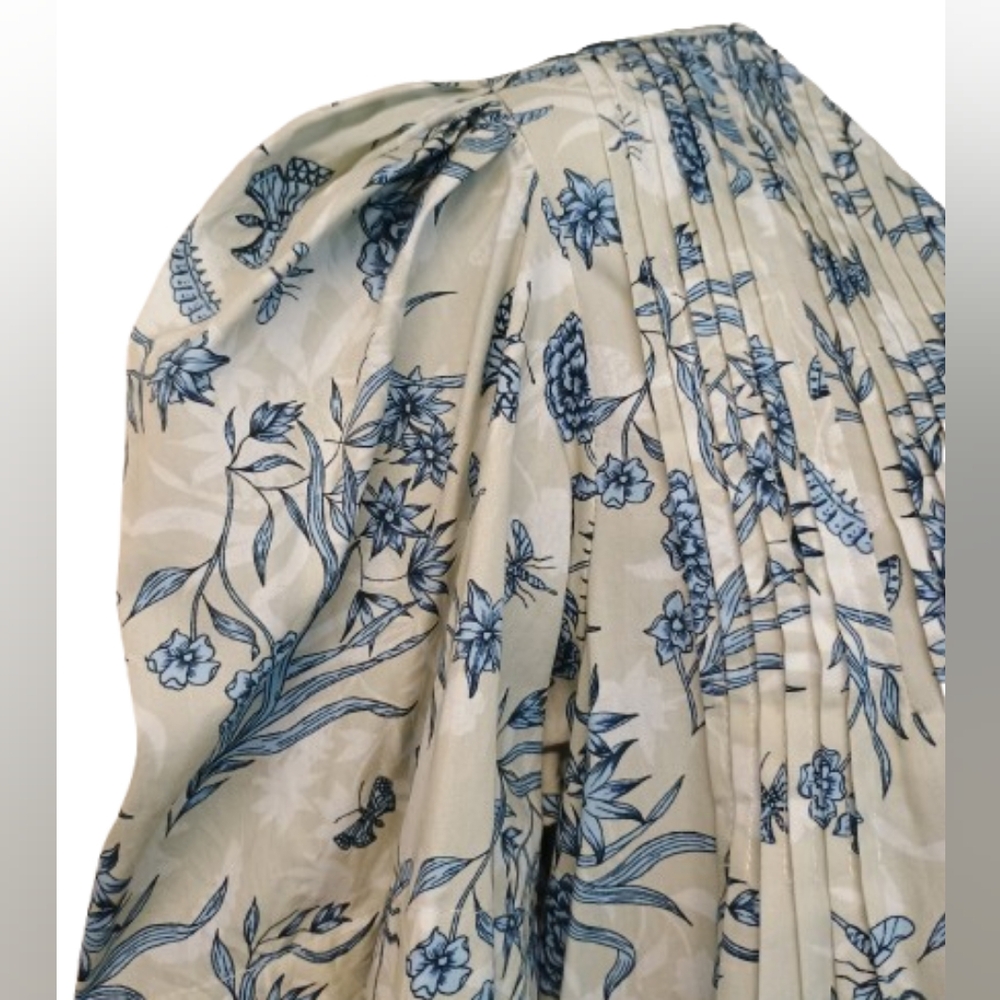 Hunter Bell Gardenia Jenkins Floral Blue and White Dress Puff sleeves - Picture 5 of 16